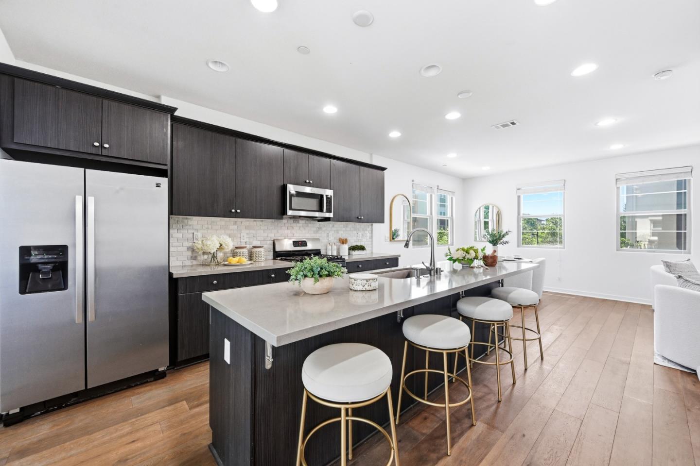 Photo #6: ML82048237 Listing: Photo #6