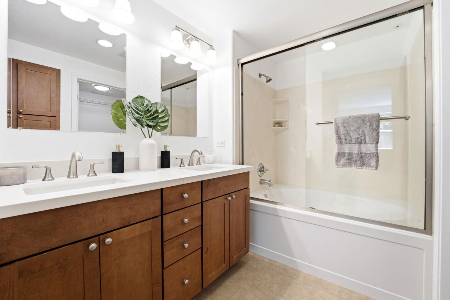 Photo #37: ML82048249 Listing: Photo #37