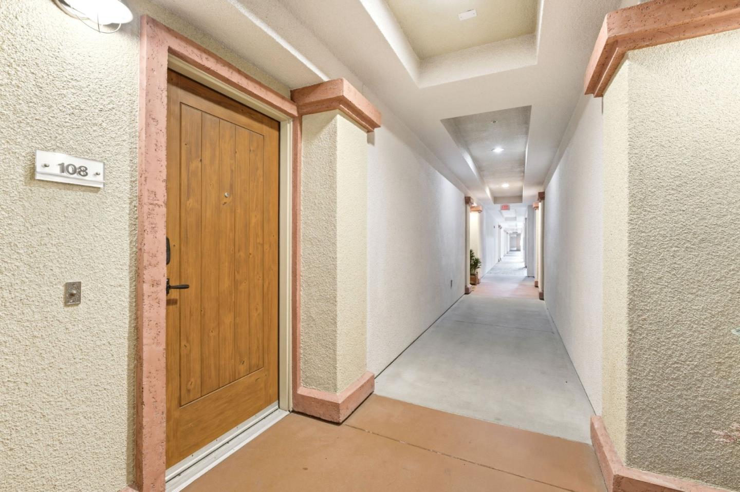 Photo #4: ML82048249 Listing: Photo #4