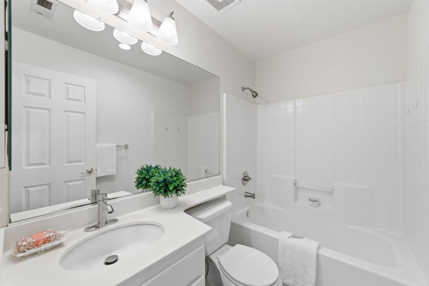 Photo #18: ML82048262 Listing: Photo #18