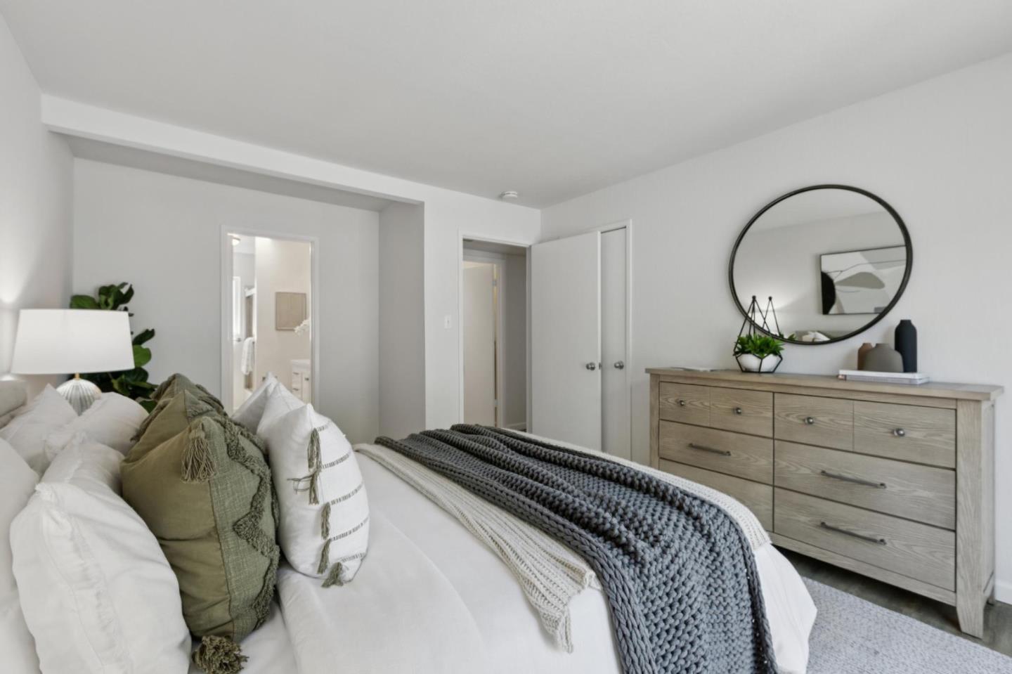 Photo #17: ML82048268 Listing: Photo #17
