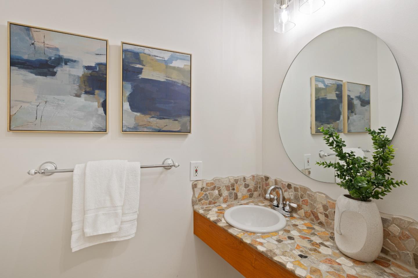 Photo #15: ML82048307 Listing: Photo #15
