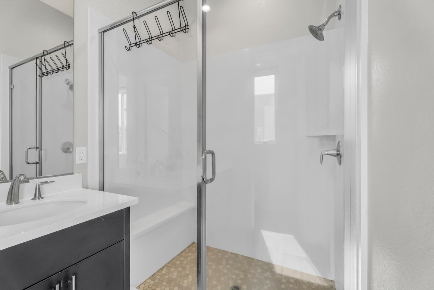 Photo #10: ML82048331 Listing: Photo #10