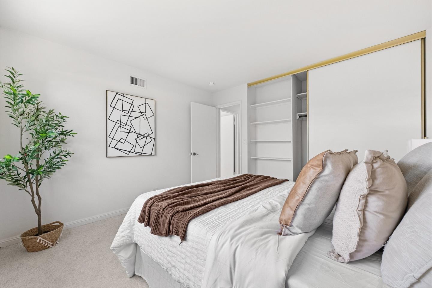 Photo #17: ML82048348 Listing: Photo #17