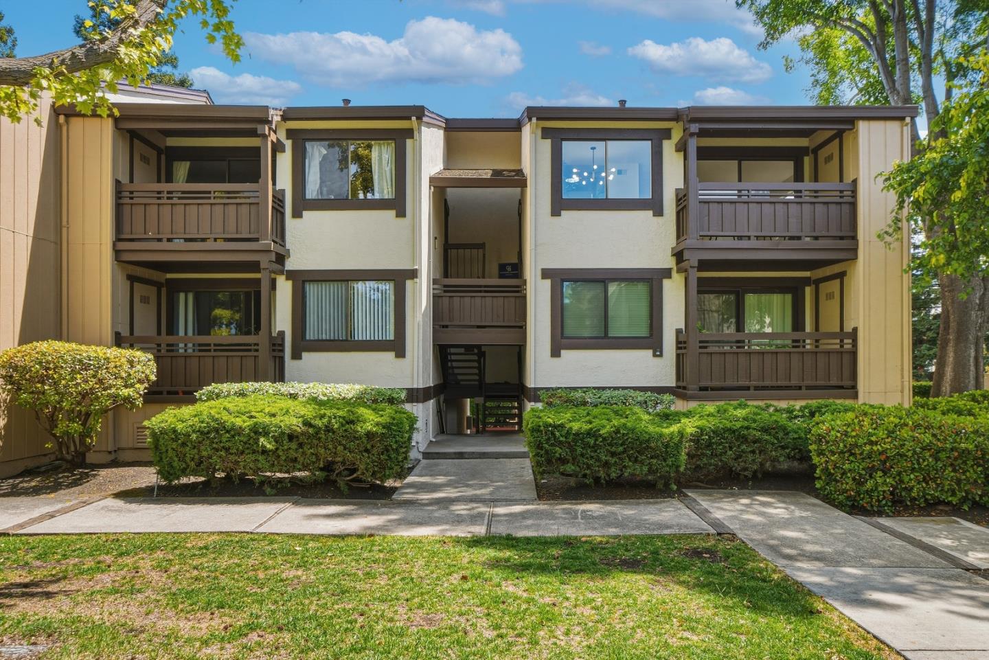 Photo #2: ML82048348 Listing: Photo #2