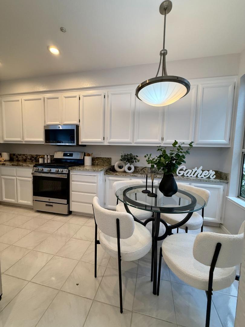 Photo #8: ML82048356 Listing: Photo #8