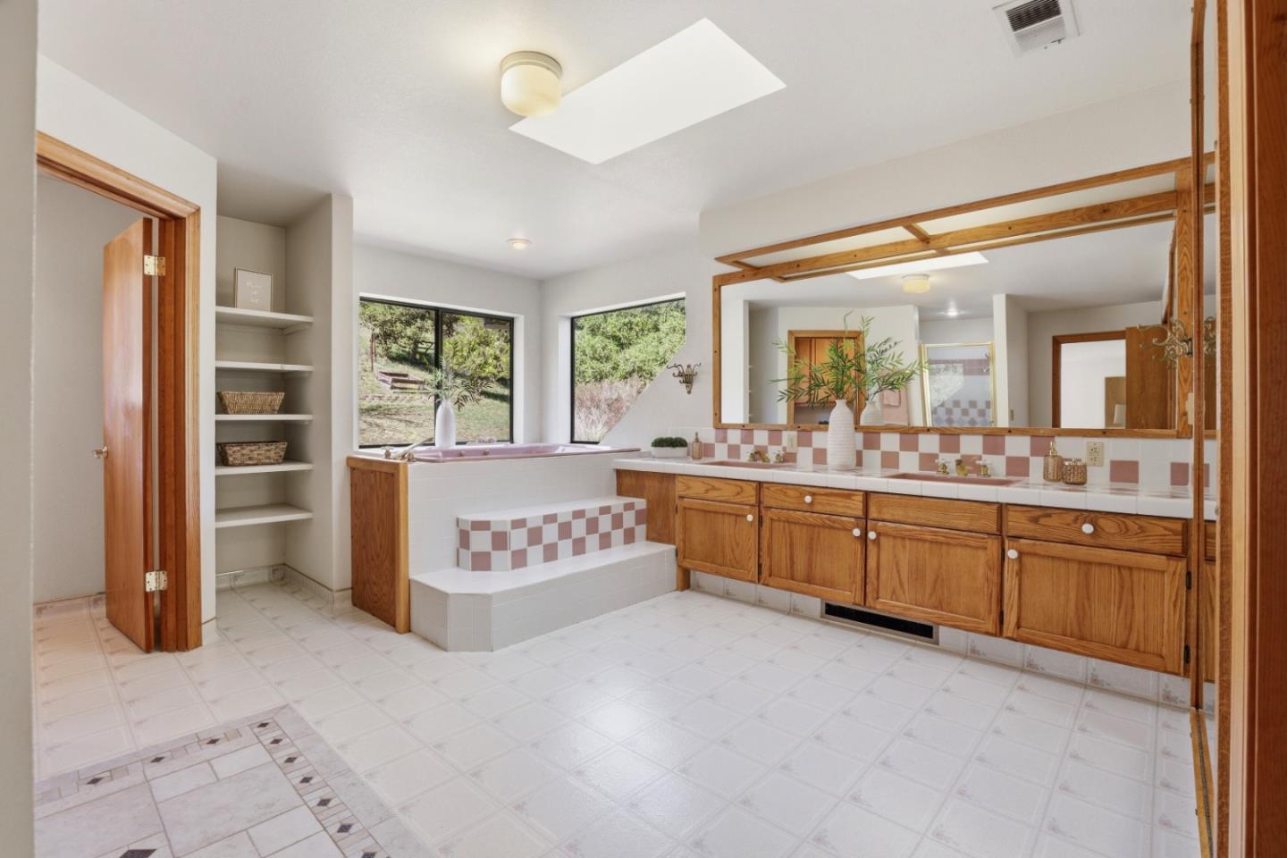 215 Chateau Dr, San Benito County, CA 95004 photo 23