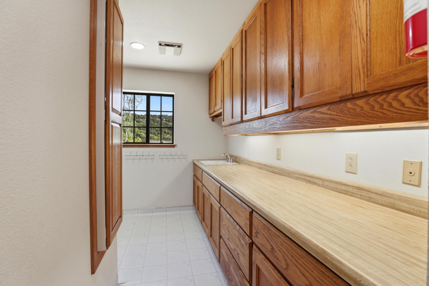 215 Chateau Dr, San Benito County, CA 95004 photo 43