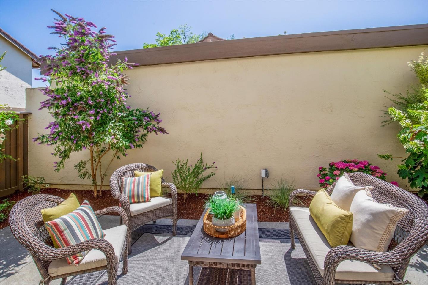 Photo #16: ML82048372 Listing: Photo #16