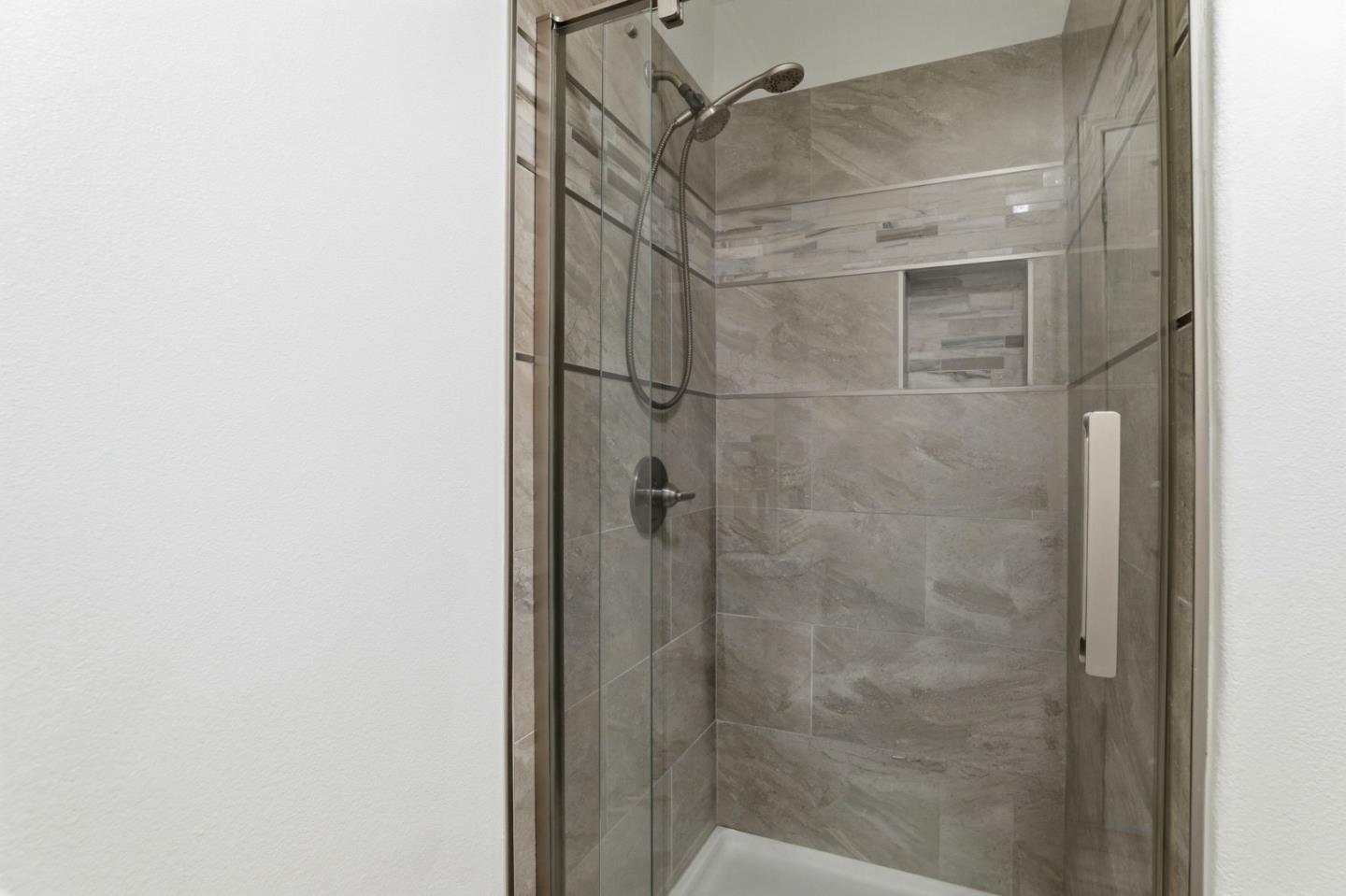 Photo #18: ML82048405 Listing: Photo #18