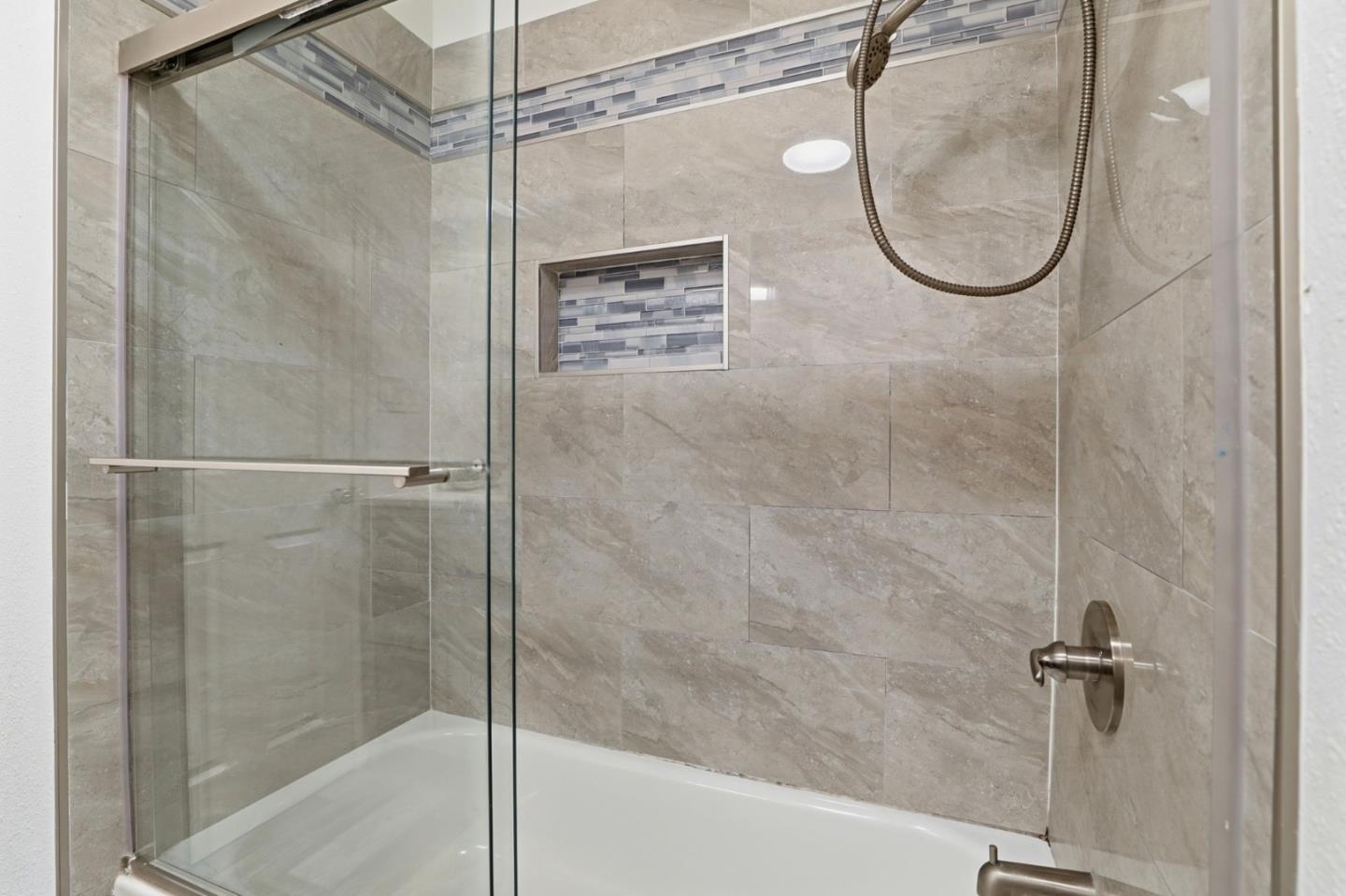 Photo #24: ML82048405 Listing: Photo #24