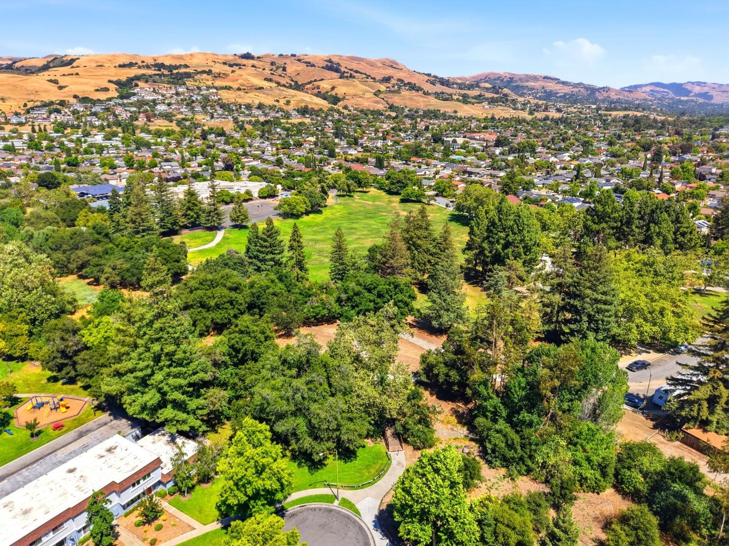Photo #37: ML82048405 Listing: Photo #37