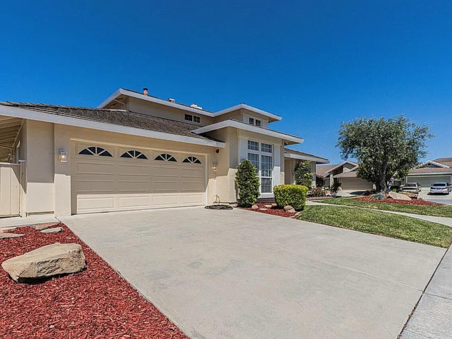 1520 Cambridge CT, SALINAS, CA 93906