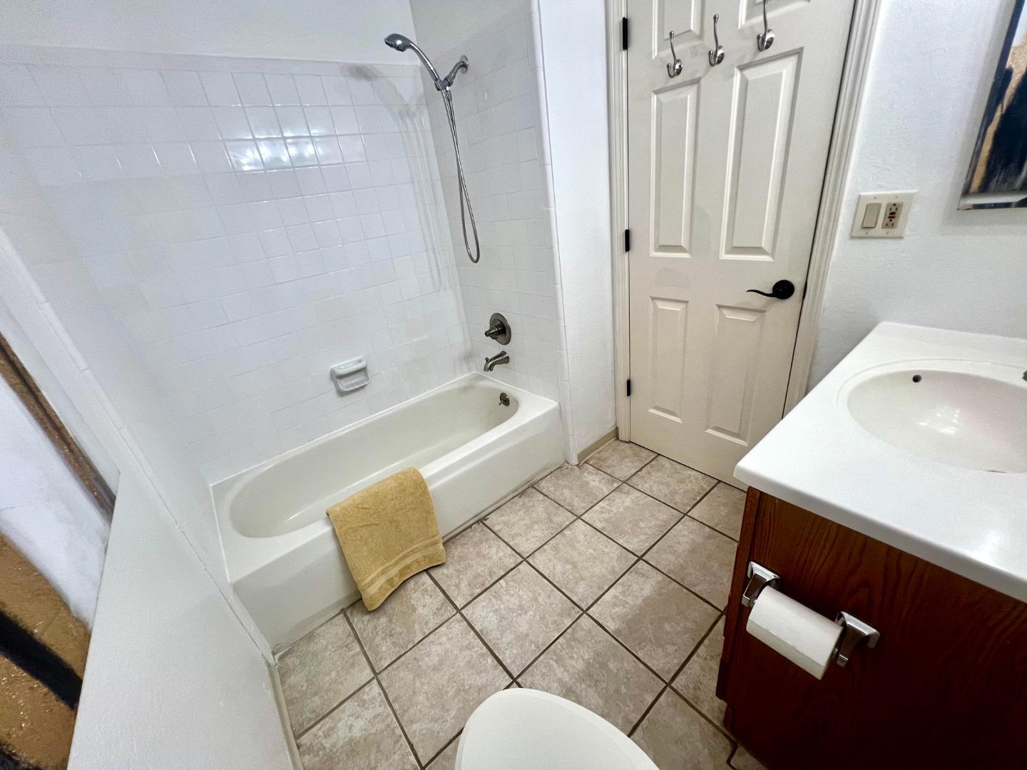 Photo #27: ML82048458 Listing: Photo #27