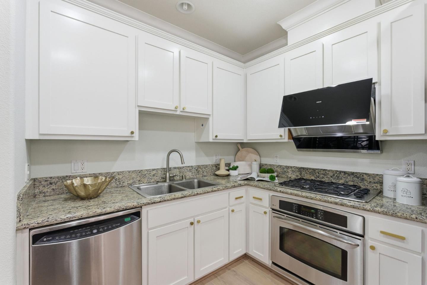 Photo #16: ML82048507 Listing: Photo #16
