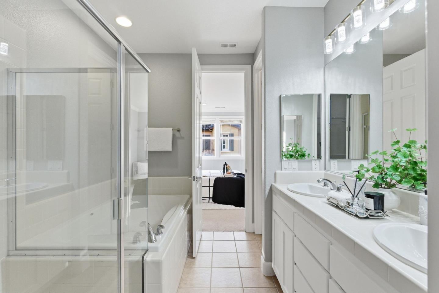 Photo #25: ML82048507 Listing: Photo #25