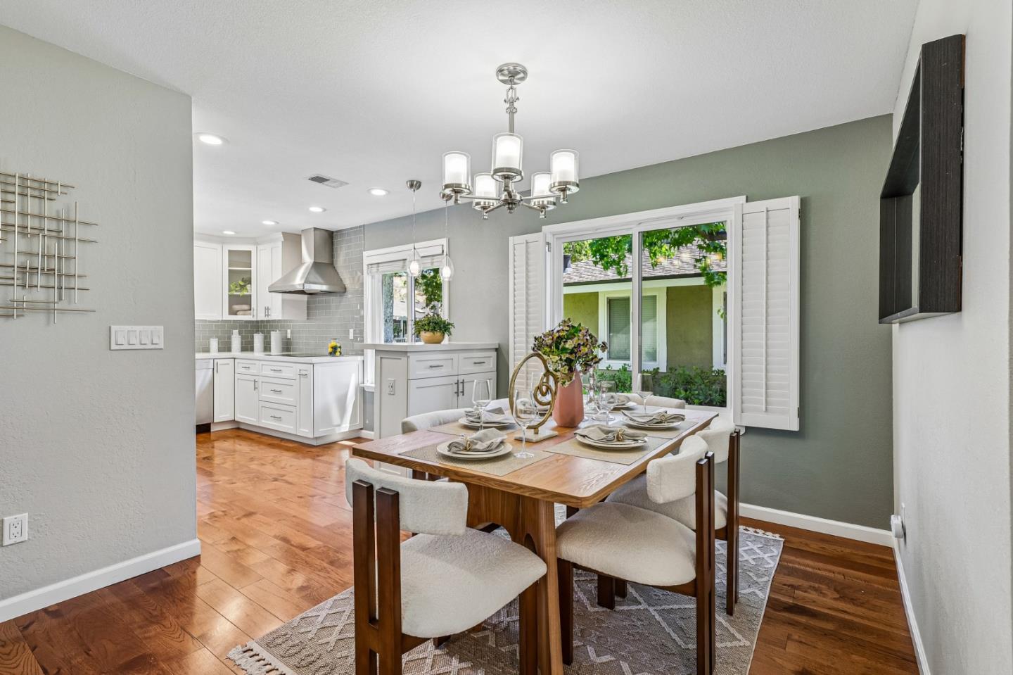 Photo #10: ML82048526 Listing: Photo #10