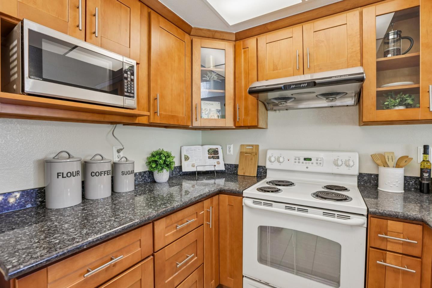 Photo #12: ML82048552 Listing: Photo #12
