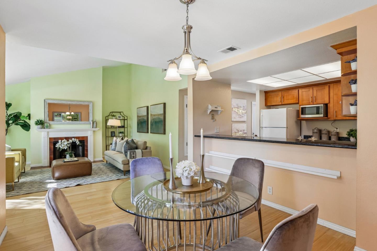 Photo #7: ML82048552 Listing: Photo #7
