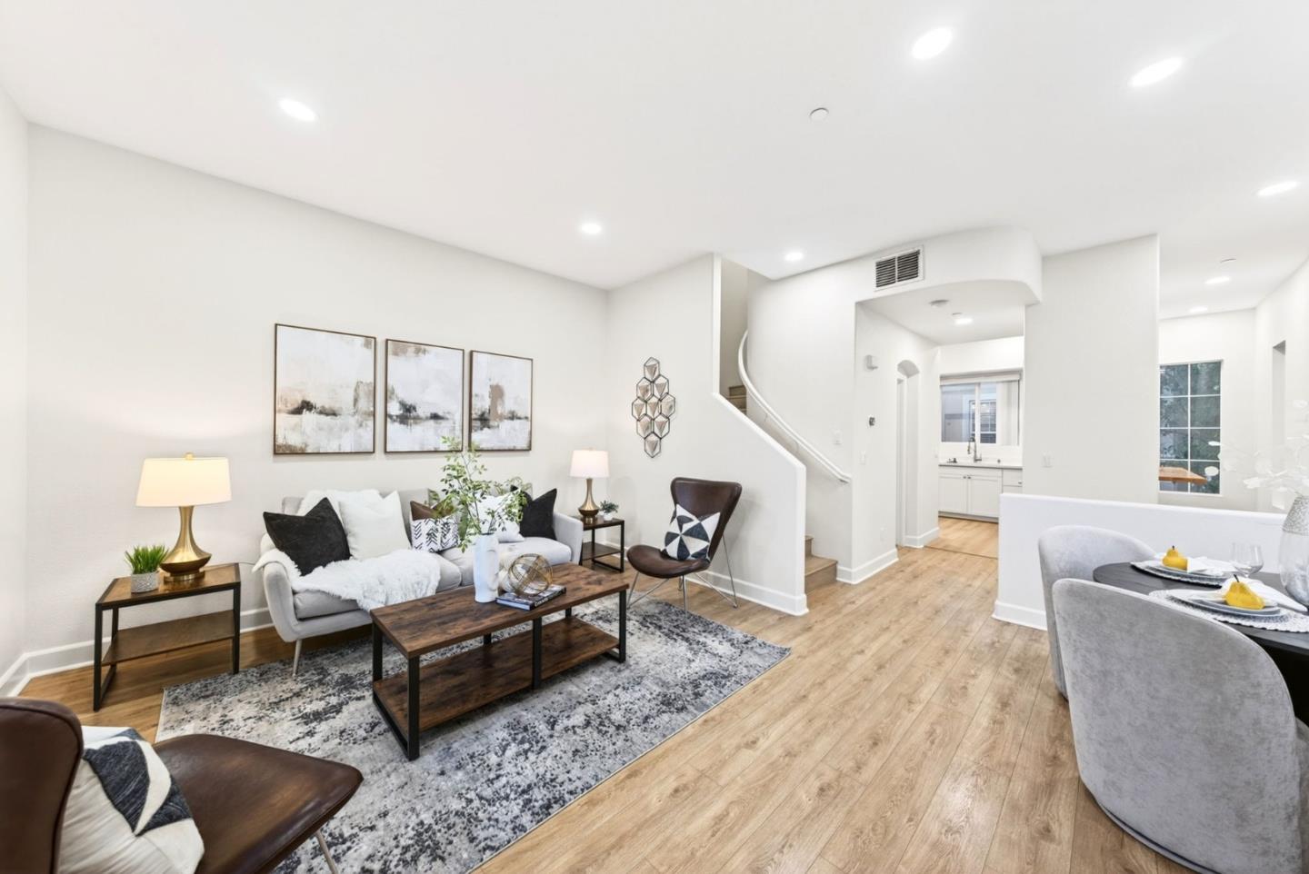 Photo #6: ML82048573 Listing: Photo #6