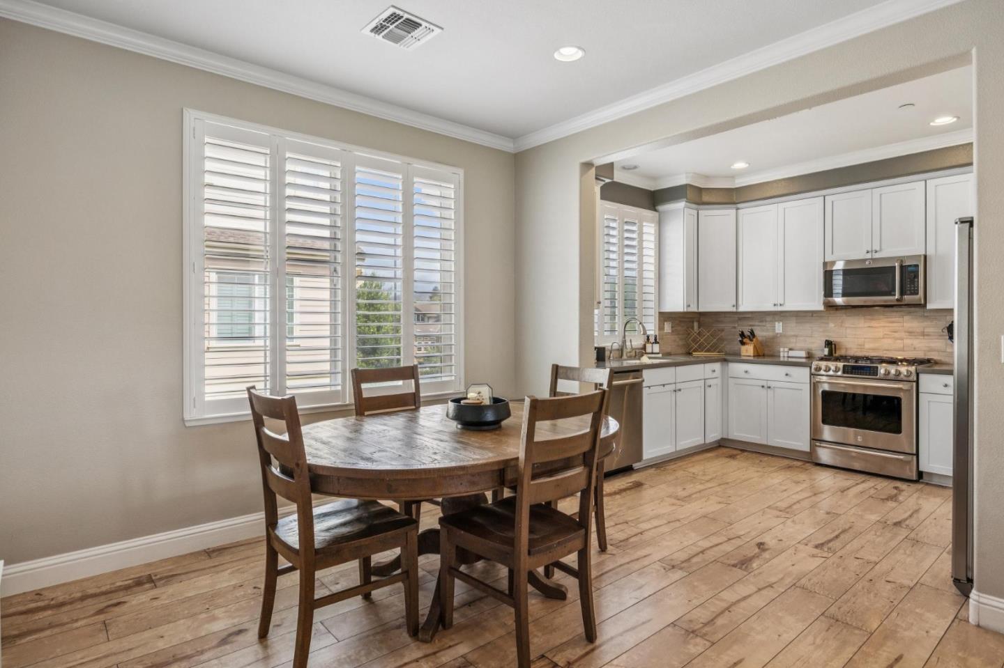 Photo #11: ML82048607 Listing: Photo #11