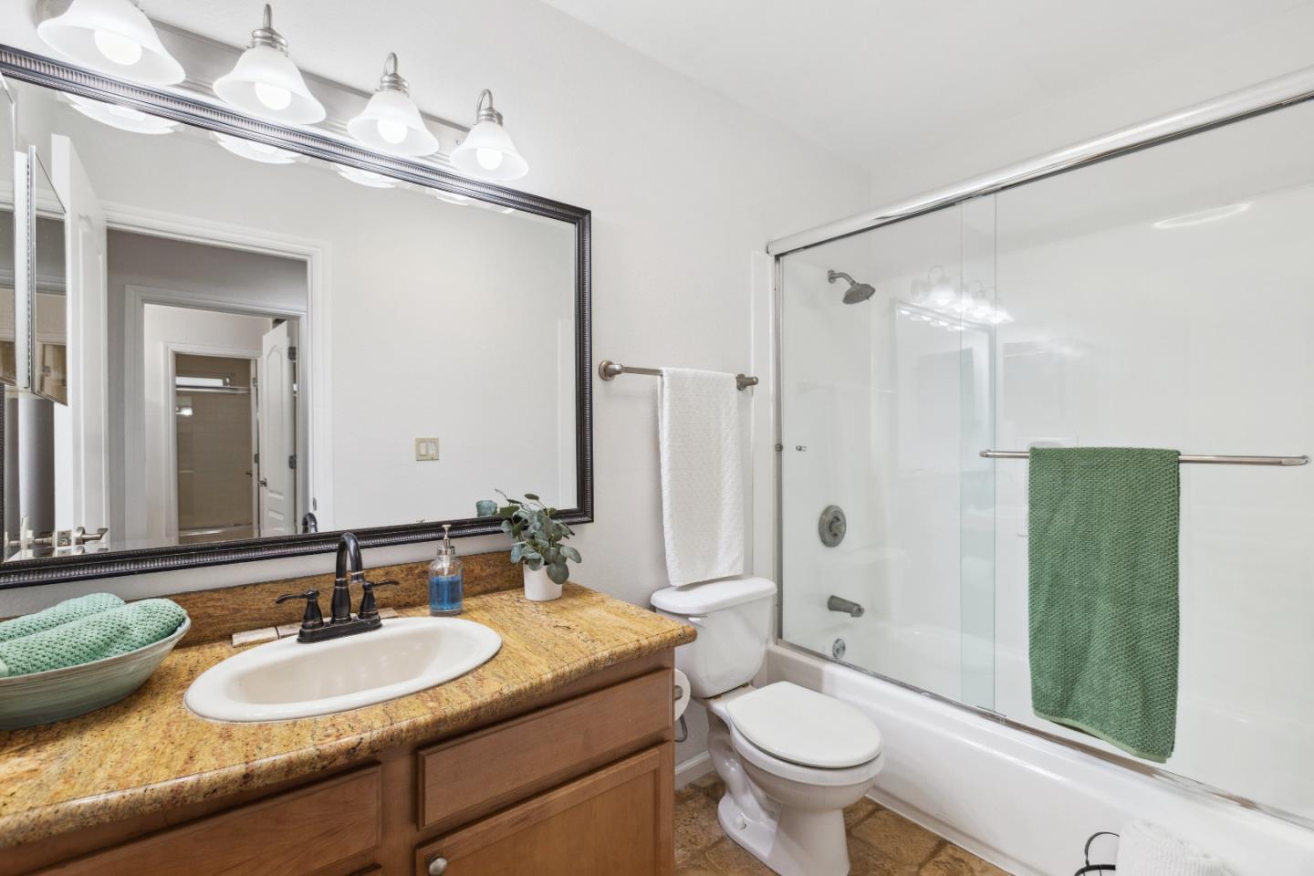 Photo #17: ML82048624 Listing: Photo #17