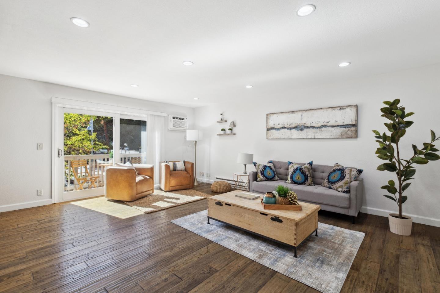 Photo #2: ML82048624 Listing: Photo #2