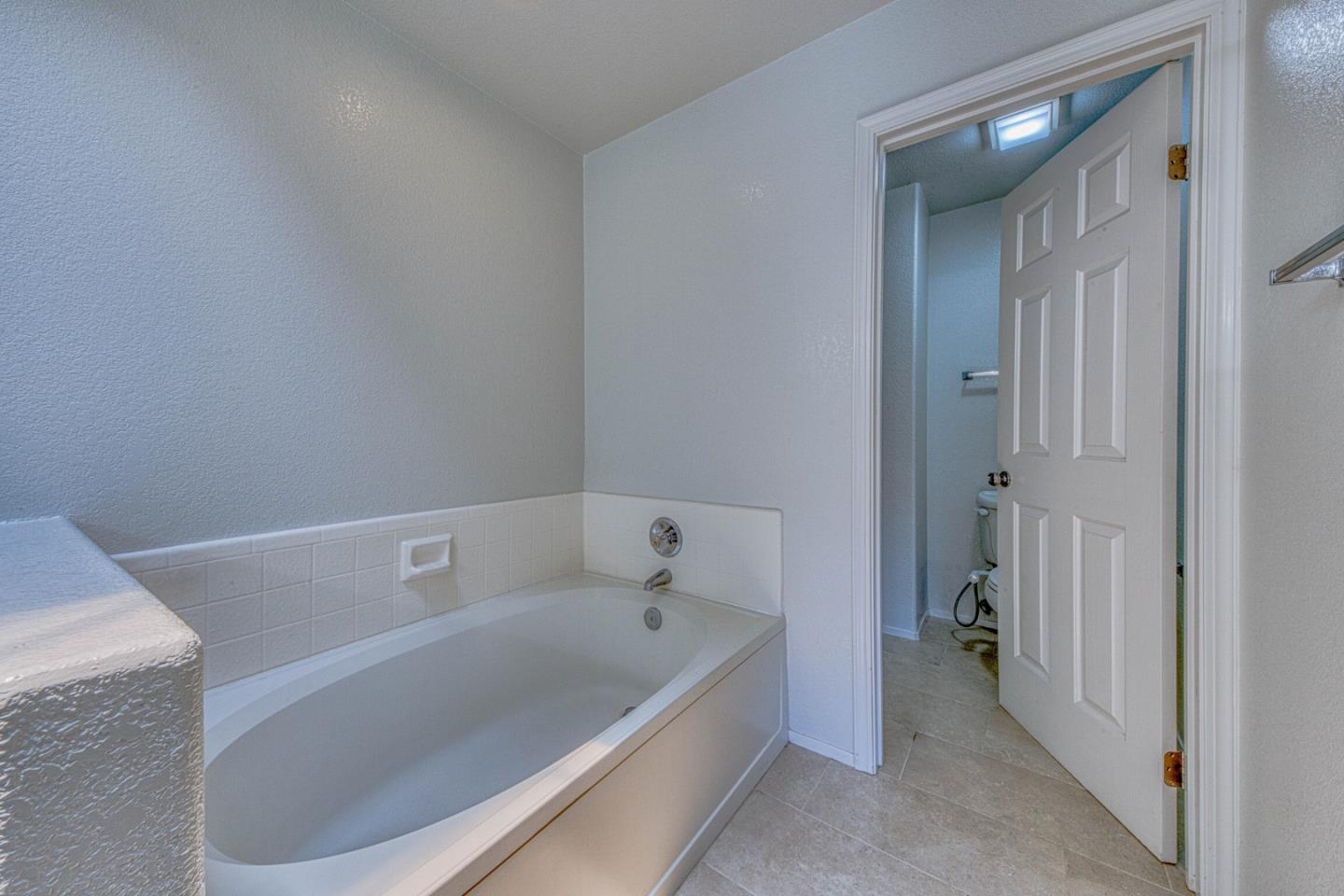 1185 Rockhaven Ct, Salinas, CA 93906 photo 21