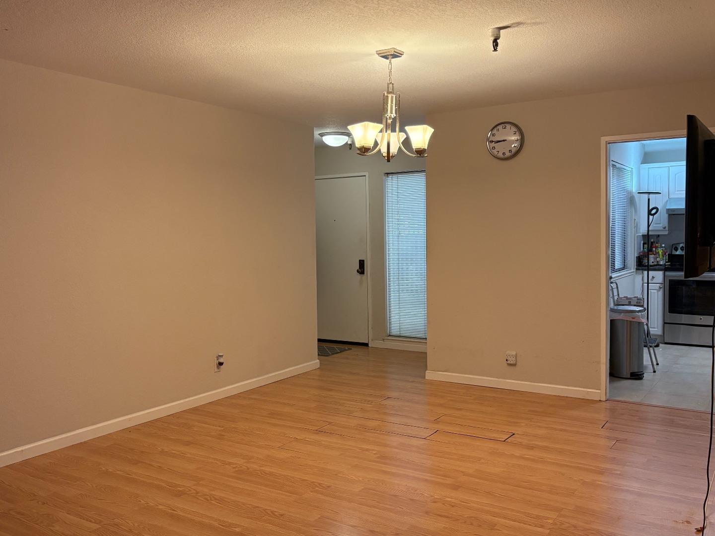 Photo #2: ML82048633 Listing: Photo #2