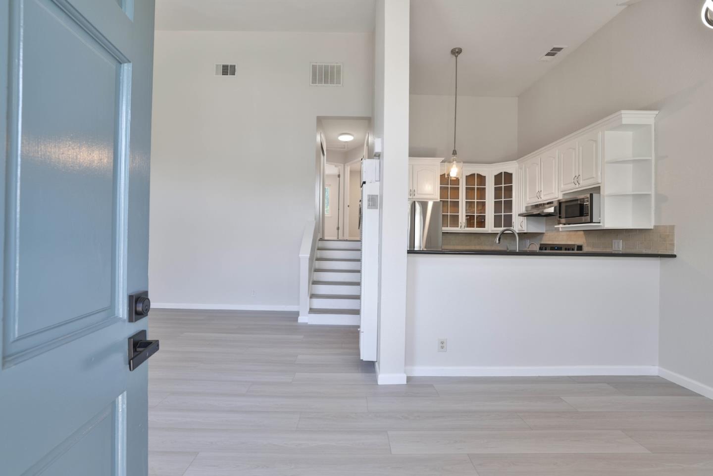 Photo #5: ML82048638 Listing: Photo #5