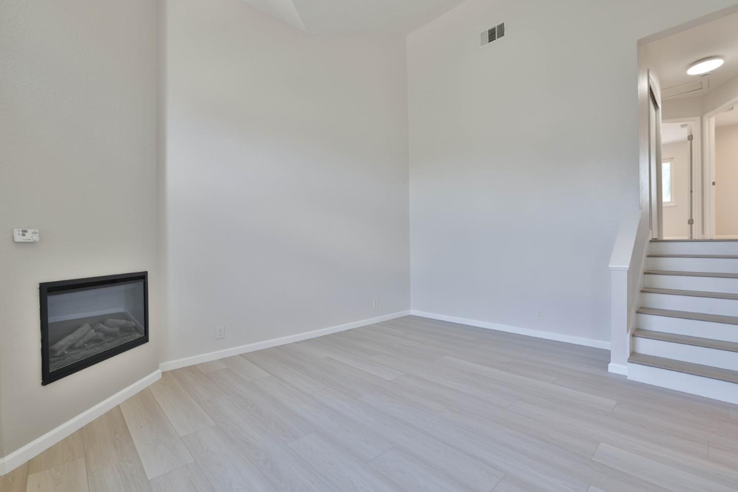 Photo #8: ML82048638 Listing: Photo #8