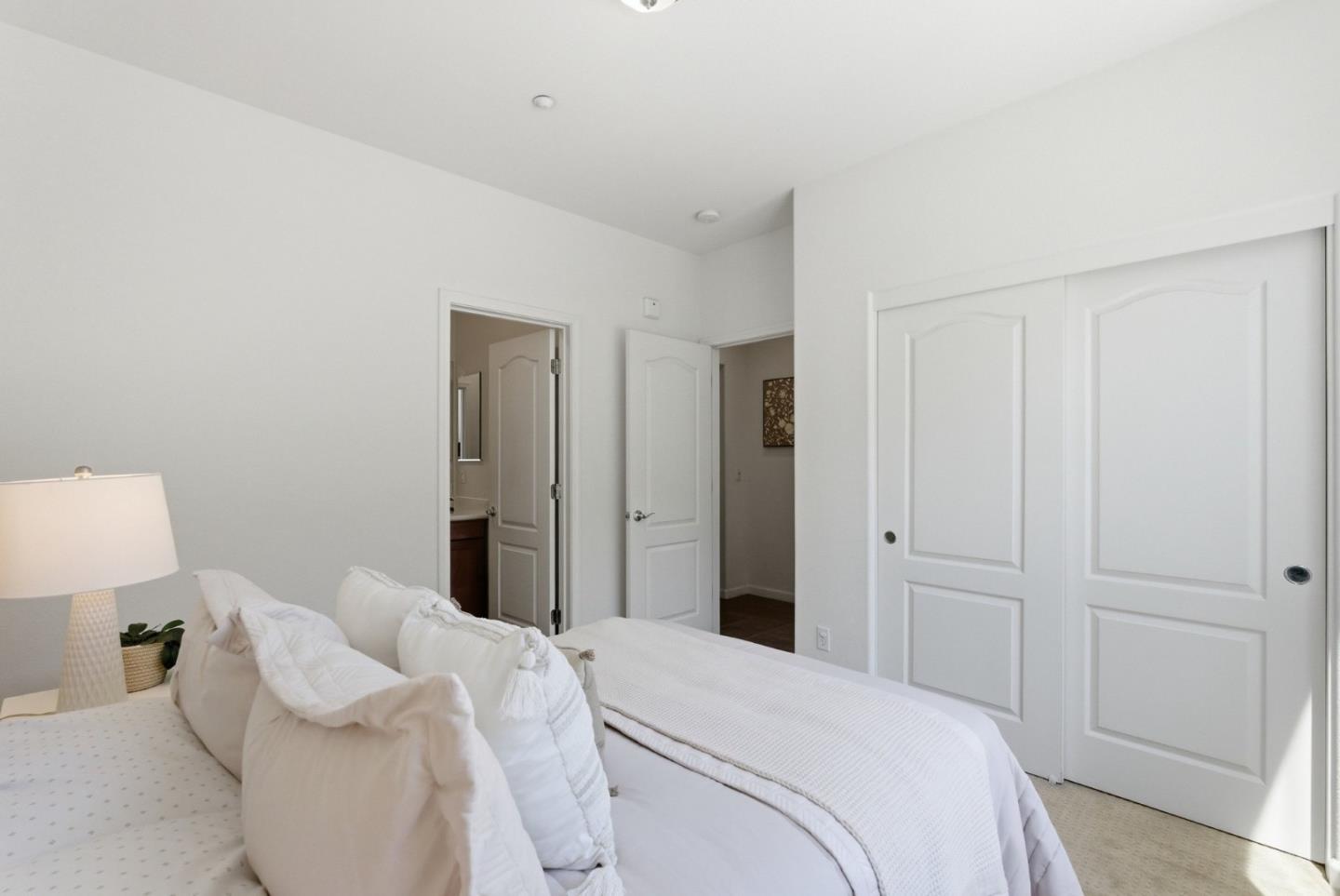 231 PEPPERMINT TREE TER 3, SUNNYVALE, CA 94086  Photo 7