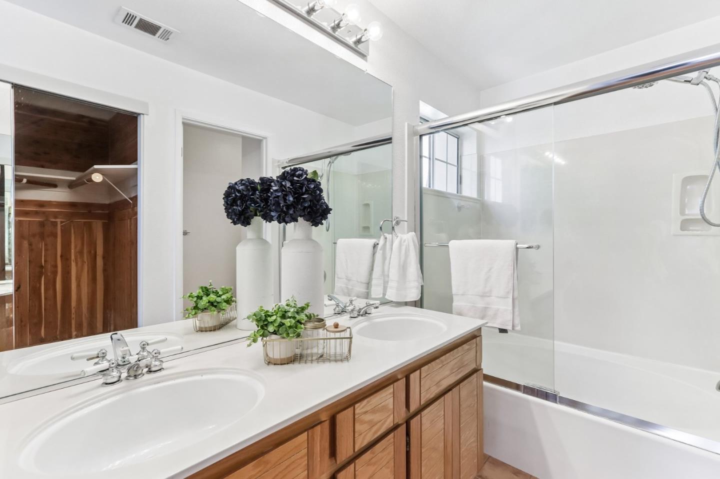 Photo #11: ML82048663 Listing: Photo #11
