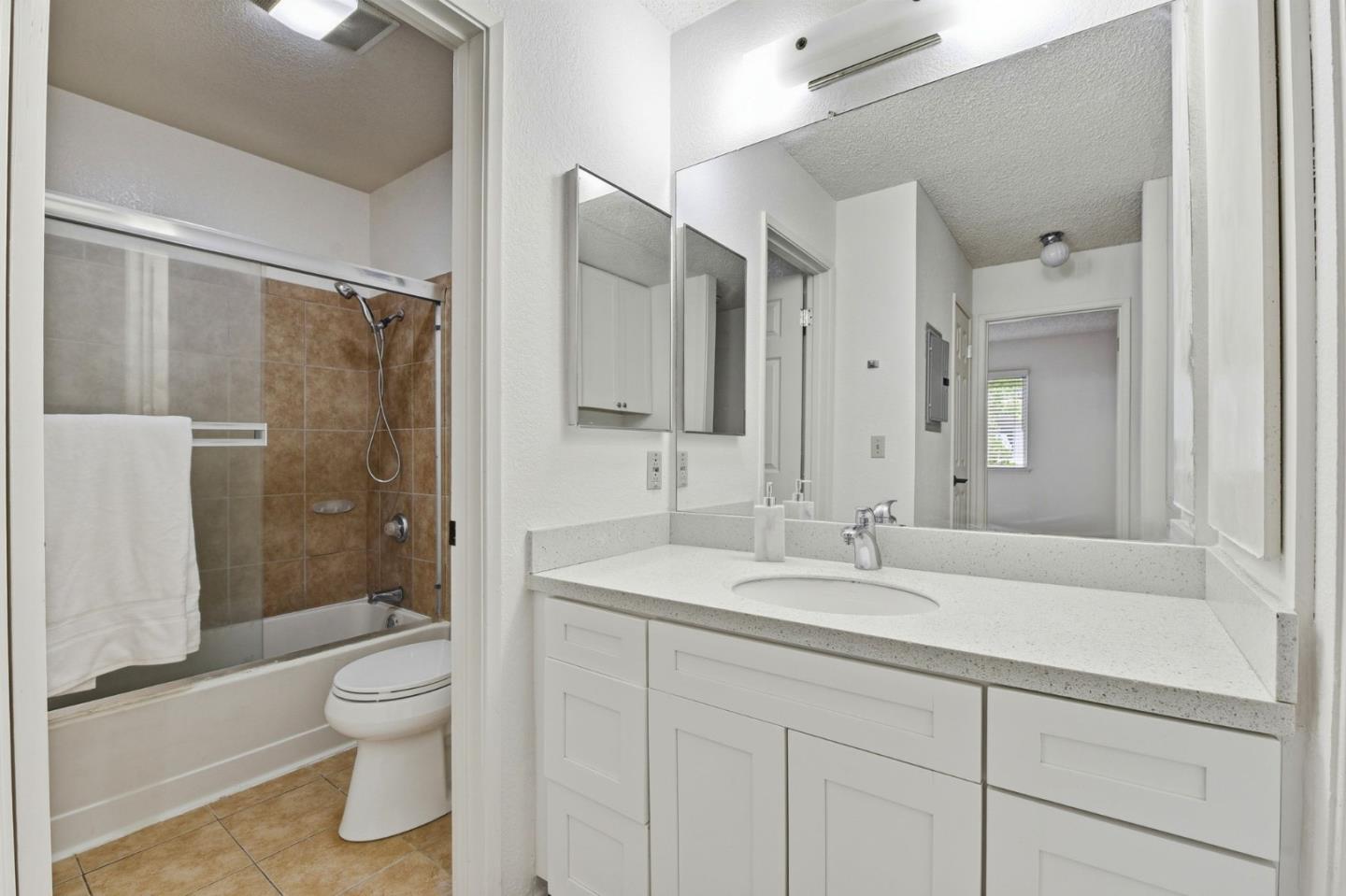 Photo #19: ML82048675 Listing: Photo #19