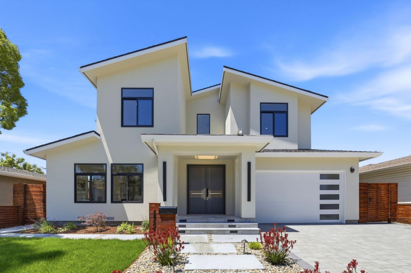 Front Image Thumbnail for ML82048687