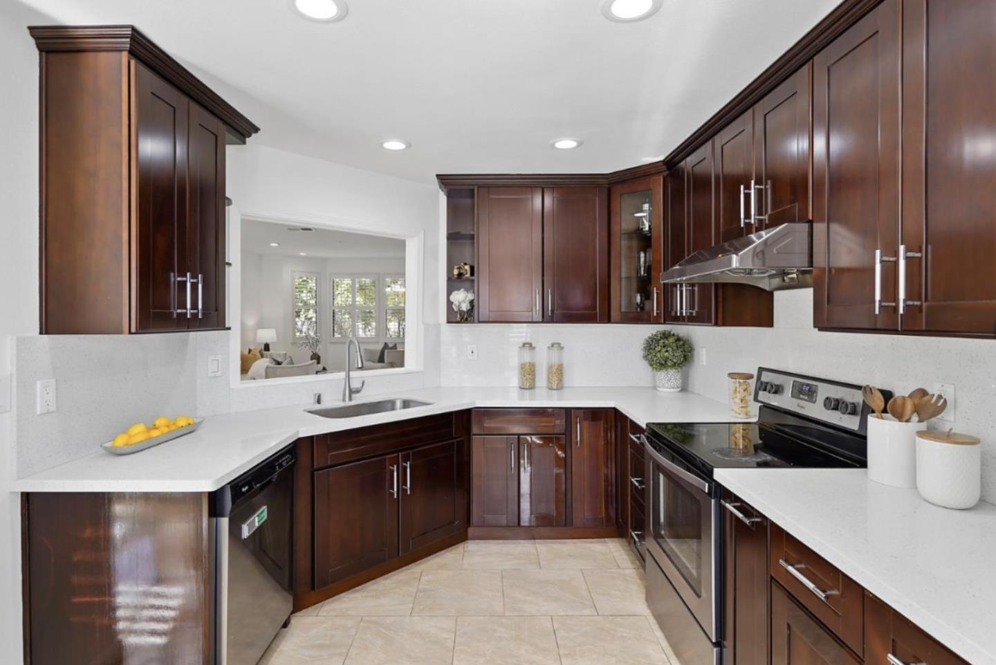 Photo #10: ML82048694 Listing: Photo #10