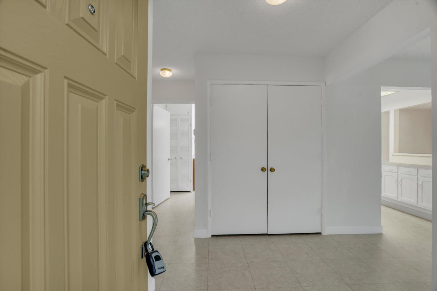 1388 Rockledge LN 5, WalnutCreek, CA 94595, Photo 6