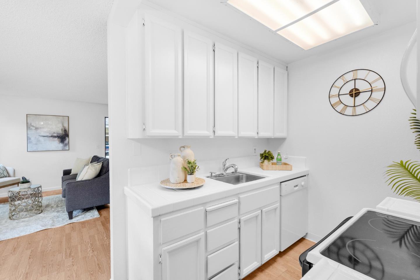 Photo #10: ML82048708 Listing: Photo #10