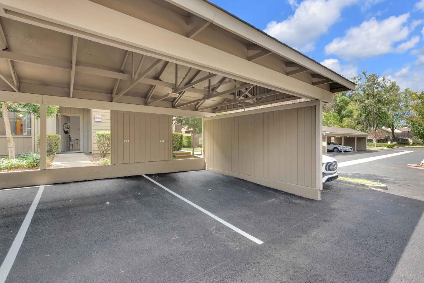 Photo #23: ML82048708 Listing: Photo #23