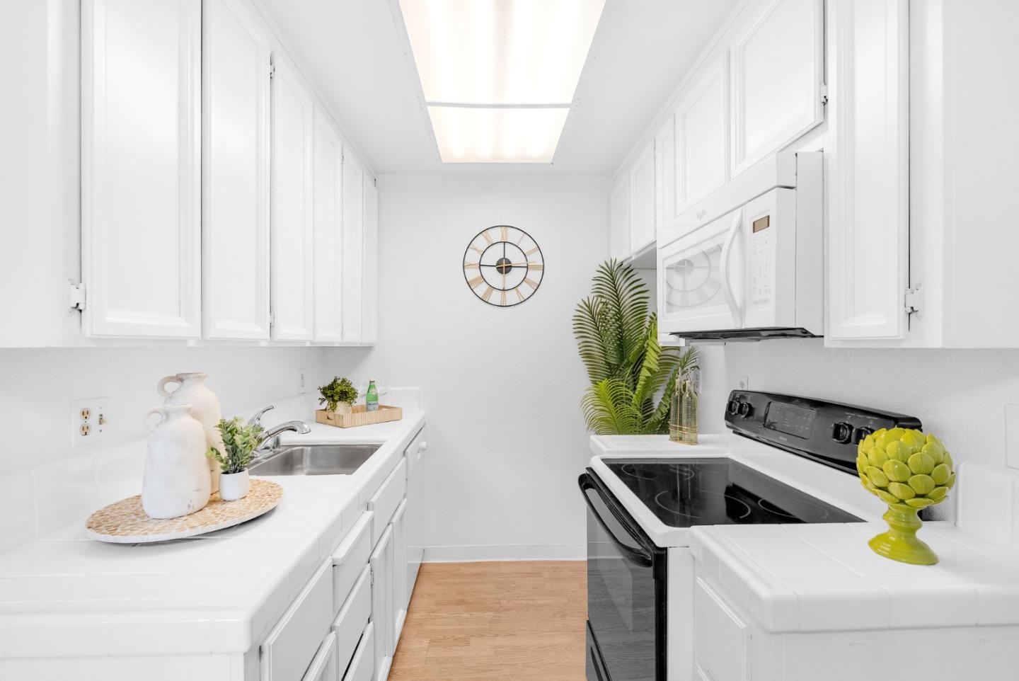 Photo #8: ML82048708 Listing: Photo #8
