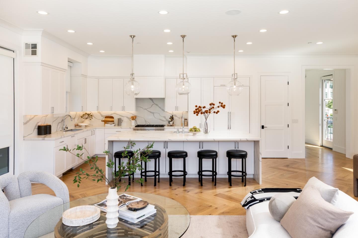 Photo #8: ML82048721 Listing: Photo #8