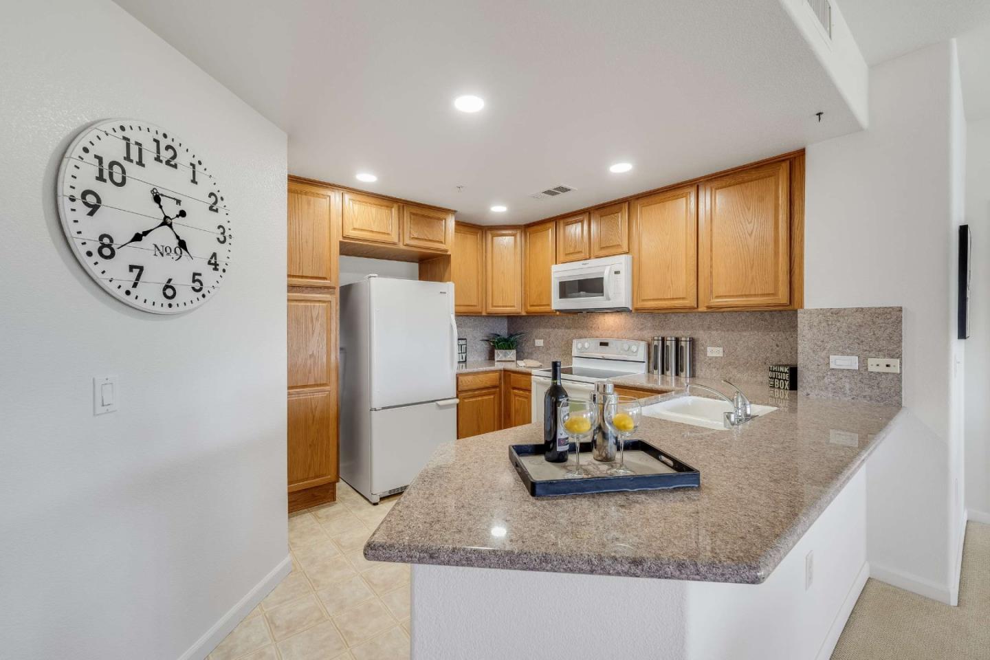 Photo #4: ML82048737 Listing: Photo #4