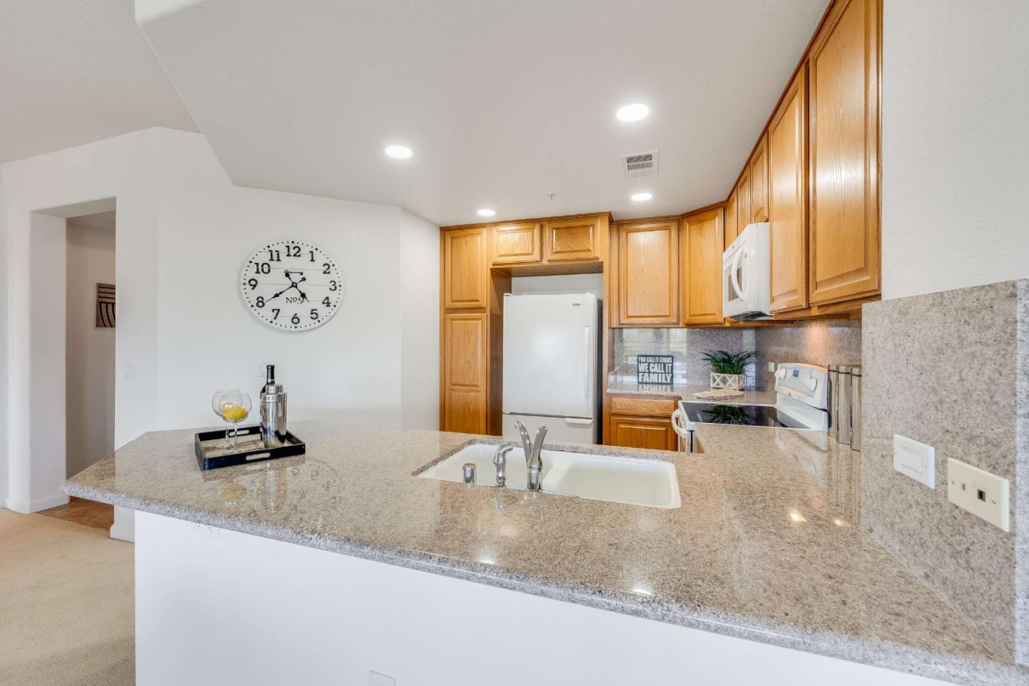 Photo #5: ML82048737 Listing: Photo #5
