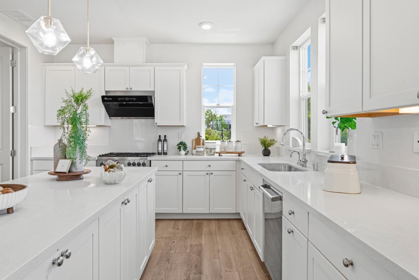 Photo #10: ML82048748 Listing: Photo #10