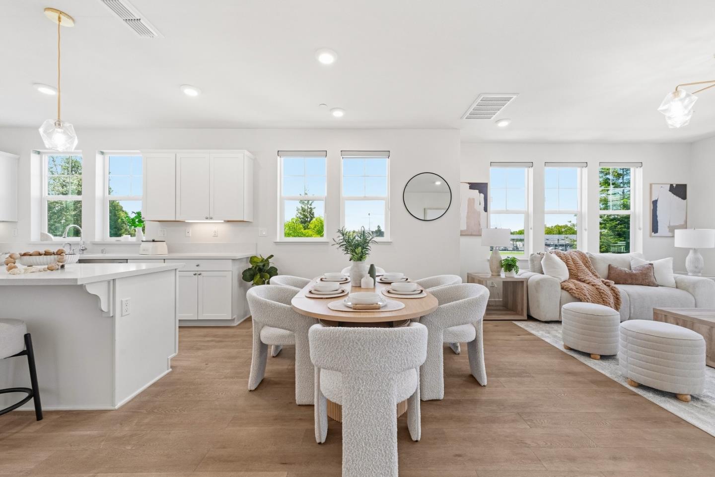 Photo #8: ML82048748 Listing: Photo #8