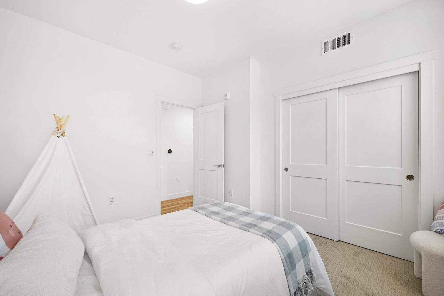 Photo #24: ML82048771 Listing: Photo #24