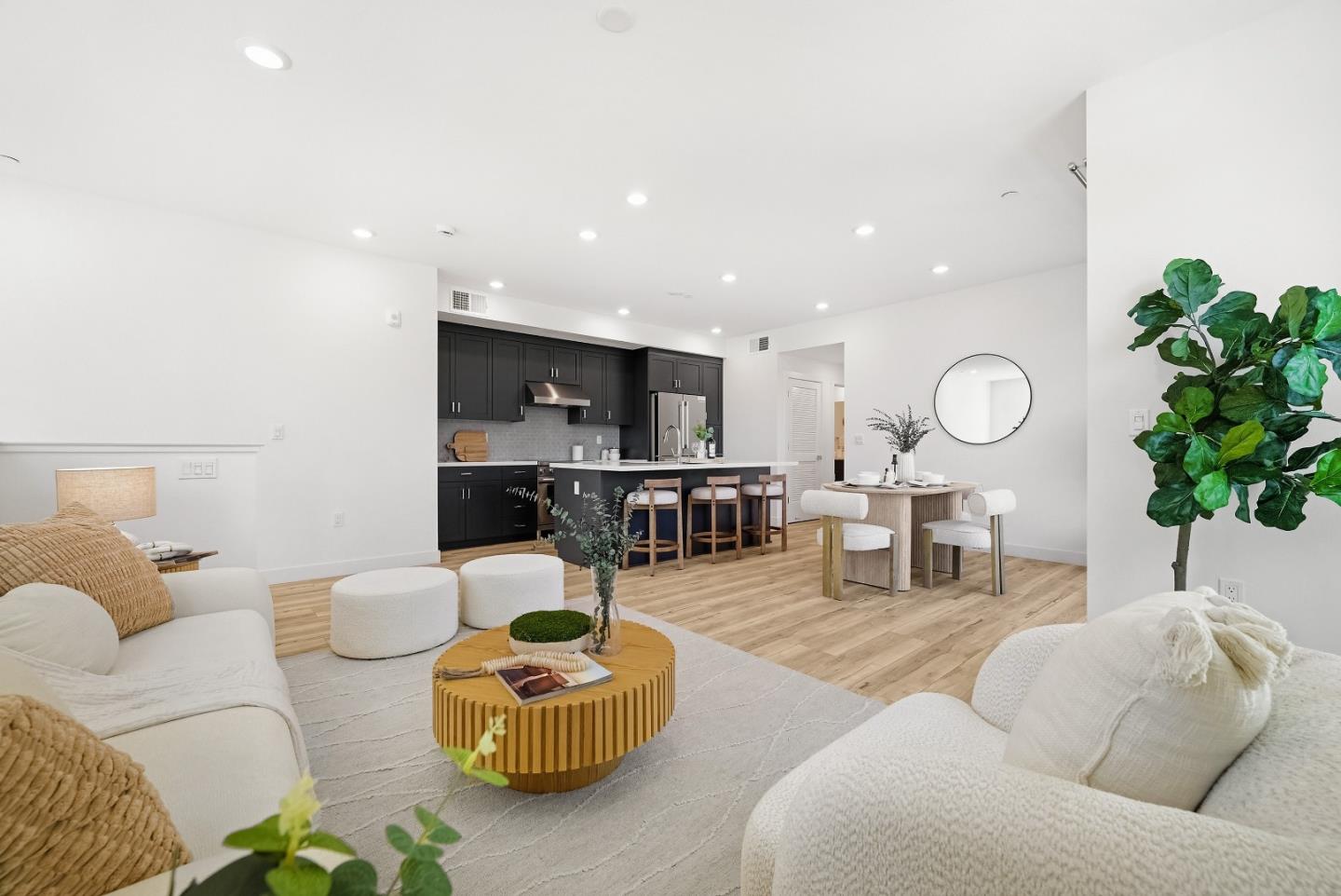 Photo #8: ML82048771 Listing: Photo #8