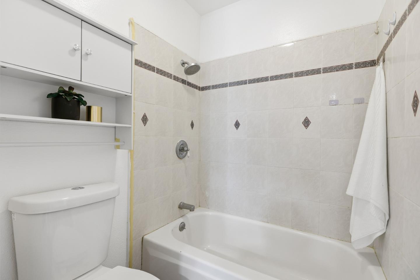 Photo #22: ML82048796 Listing: Photo #22