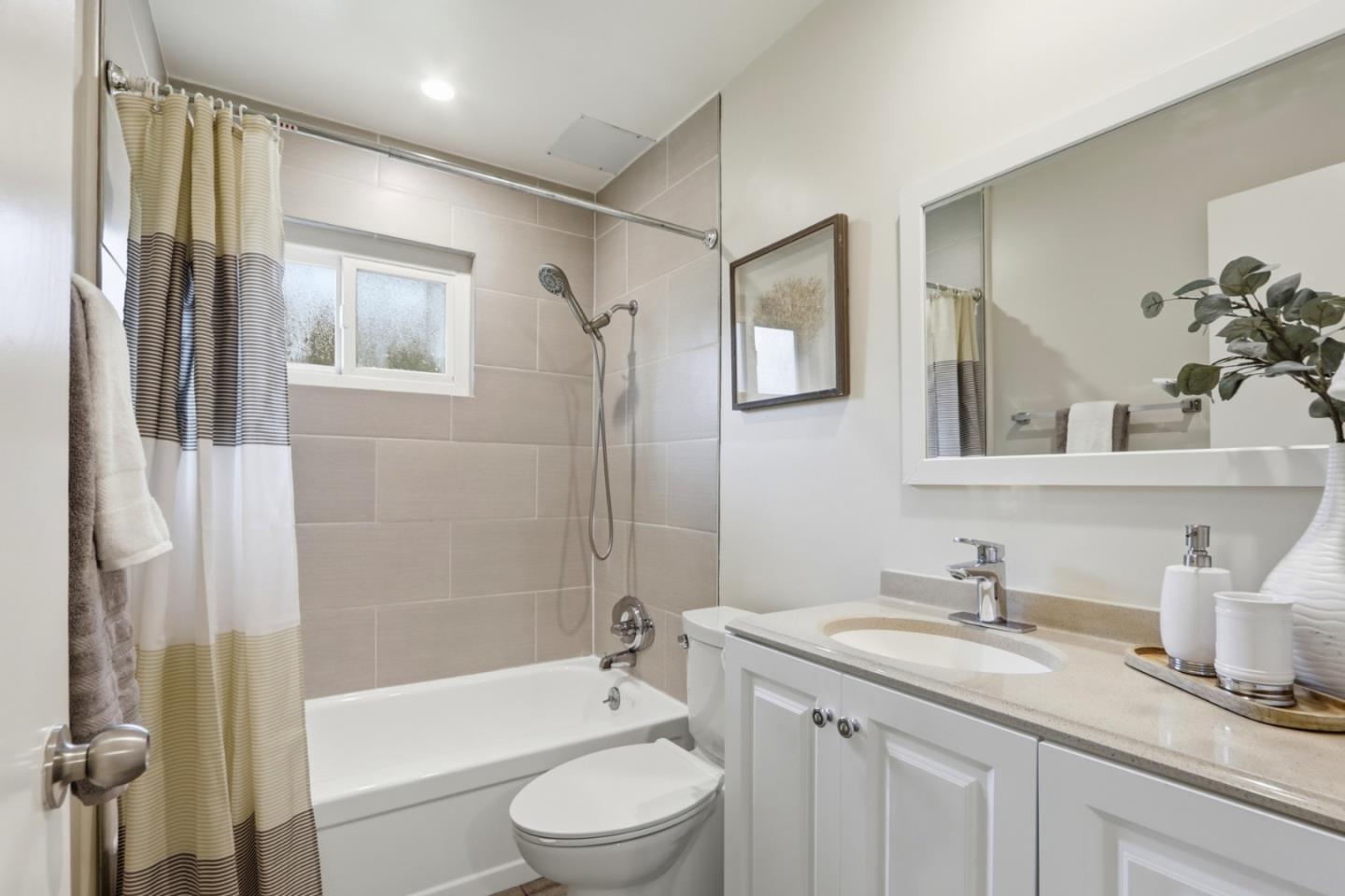 Photo #16: ML82048813 Listing: Photo #16