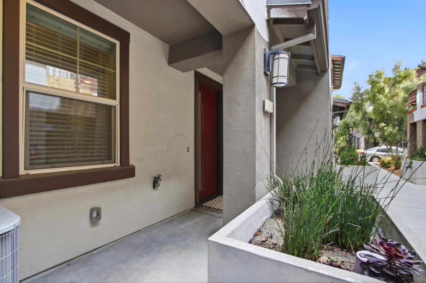 Photo #4: ML82048875 Listing: Photo #4